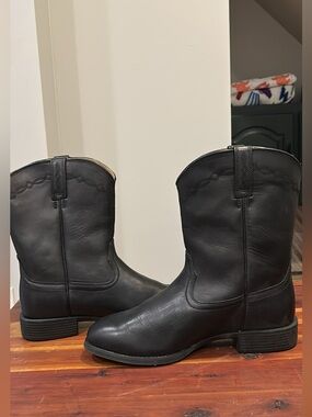 Ariat Boots Sz 11